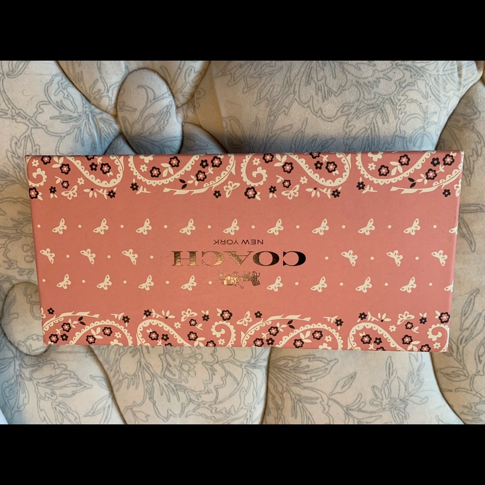 COPY - Coach wallet - Picture 2 of 7